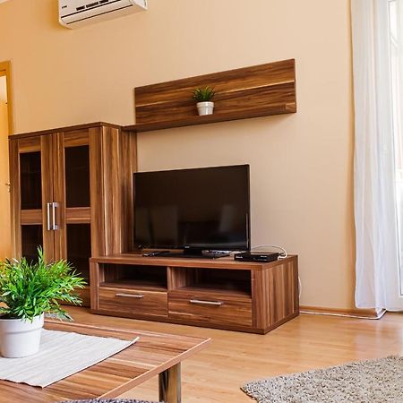 Dnd, Kun Apartments, Keleti Railway Station Budapest Room photo